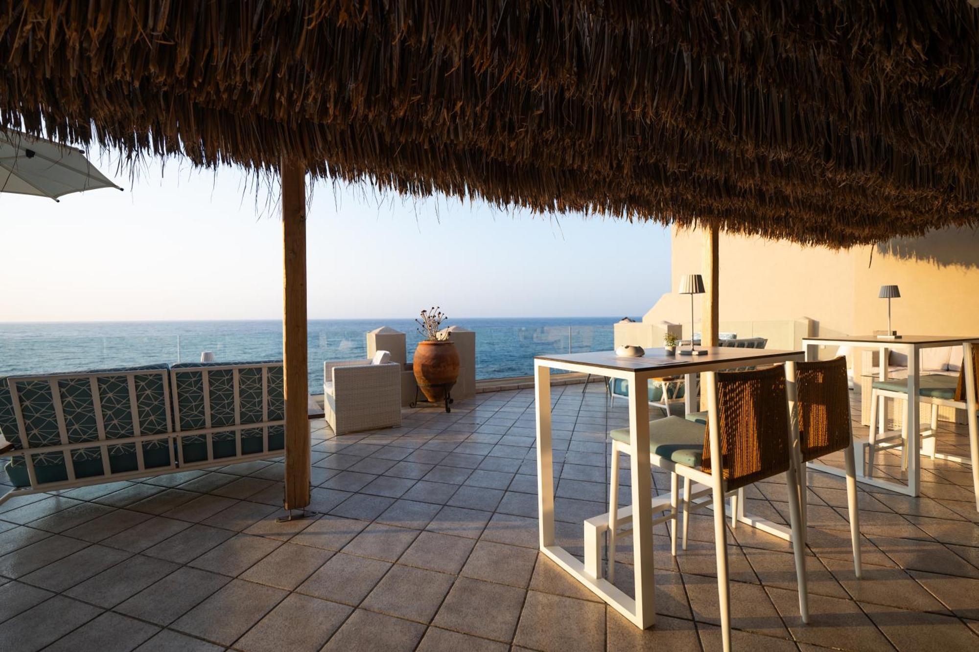 ארמניסטיס Cavos Bay Hotel & Studios מראה חיצוני תמונה